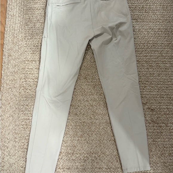 Athleta Women’s Wander Stash Pant - Picture 3 of 3
